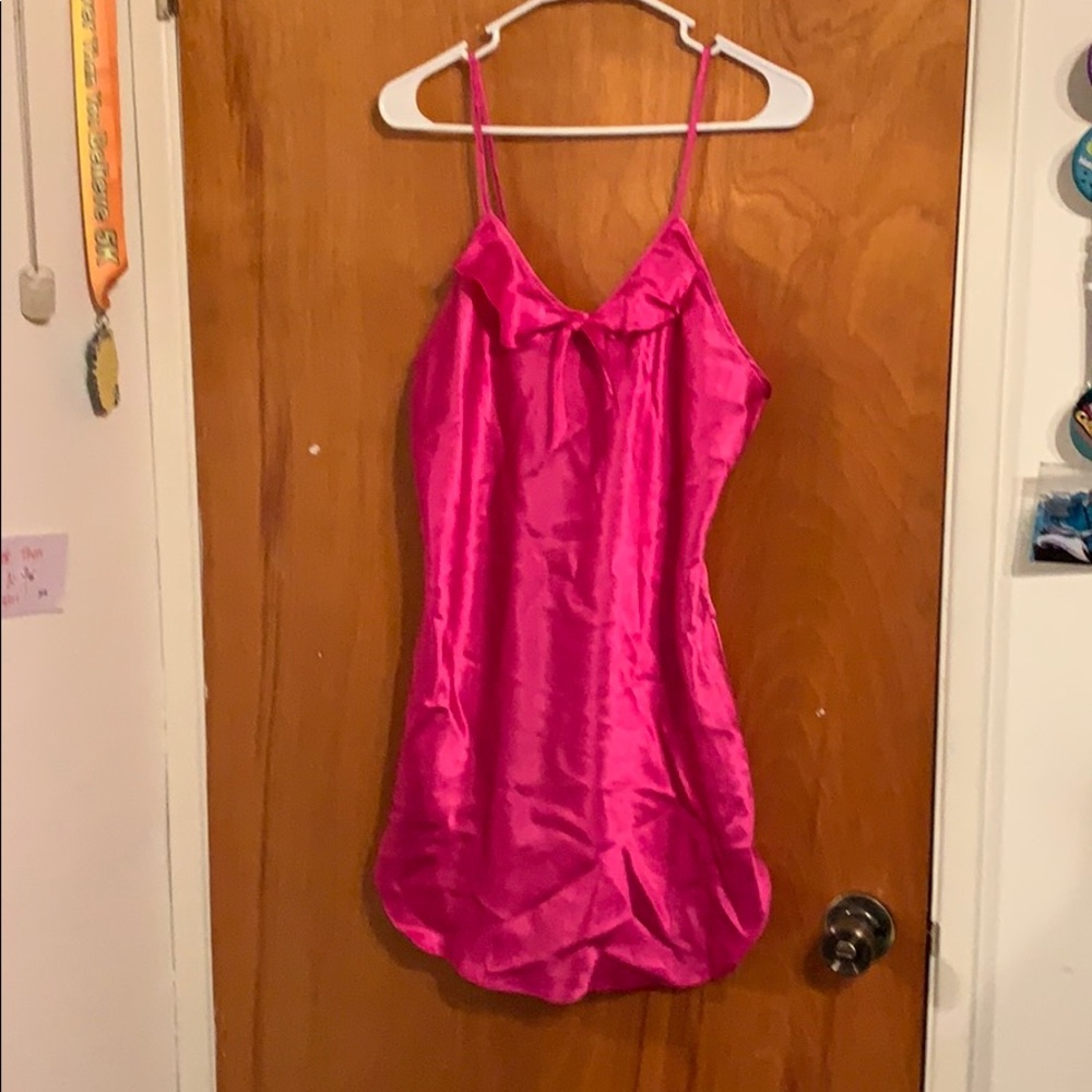 Hot pink nighty!